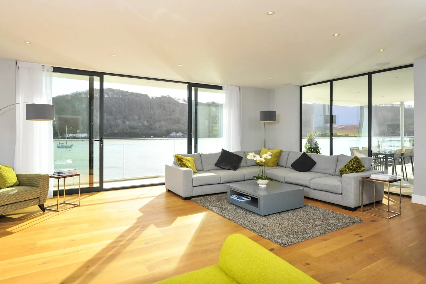 Ancarva interior and glazing